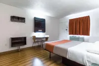 Motel 6-Long Beach, CA - International City - Ramah Hewan Peliharaan