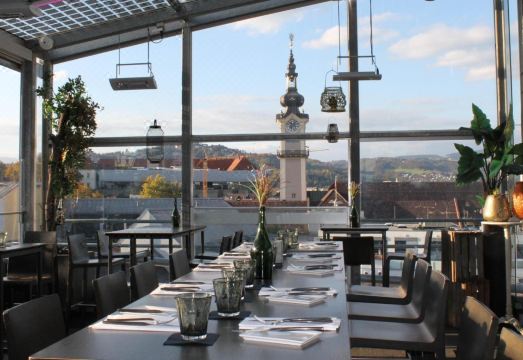 호텔 슈바르처 배르