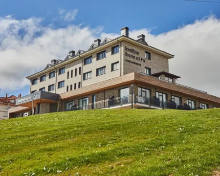Apartamentos Silken Fontibre Iberia & Spa Hotels in Province of Cantabria