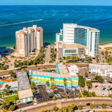 Pelican Pointe