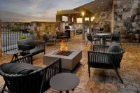洛克斯特格羅夫SpringHill Suites酒店 - 早餐