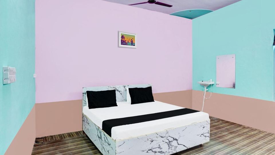 Spot on Sky Blue Hotel