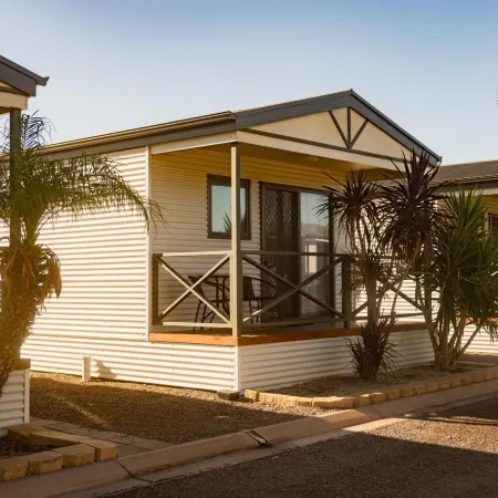 The Sundowner Cabin & Tourist Park