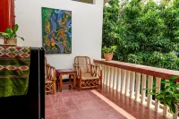 LANI'S HOUSE by the ponds - Pensions