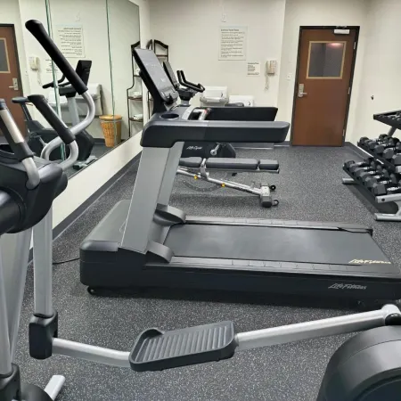 GRANDER INN & SUITES by IHG