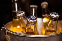 Charlesworth Bay Beach Resort - bar