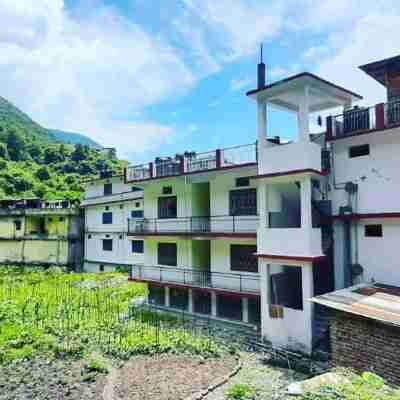 Hotel Himalayan Hotel Exterior