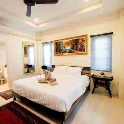 Aonang Private Villa - Private Pool & Garden Rooms