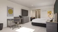 Holiday Inn MEXICALI - CENTRO CÍVICO by IHG - parking