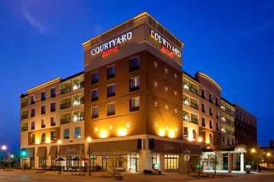 Courtyard Rochester Mayo Clinic Area/Saint Marys Hotels in der Nähe von Cascade Meadow Wetlands & Environmental Science Center