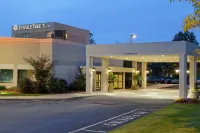 DoubleTree by Hilton Hotel Boston - Milford Hotels in 