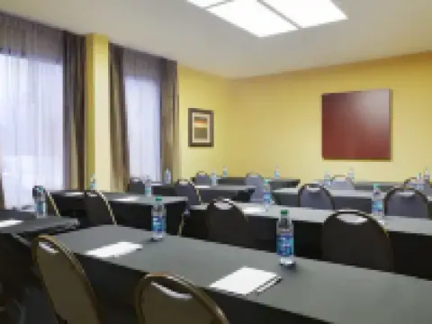 ハンプトン  イン ローリー / ケーリー ケーリーのホテル