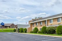AmericInn by Wyndham Dickinson Hotels in Dickinson