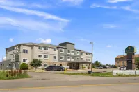 La Quinta Inn & Suites by Wyndham Henderson-Northeast Denver Hotels in Сортон