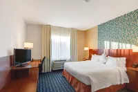 Fairfield Inn & Suites Natchitoches - parking
