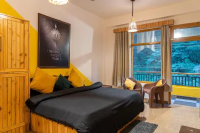 Whoopers Hostel Kasol