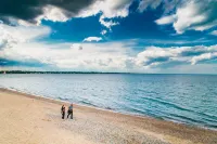 Holiday Inn Express Sarnia - Point Edward