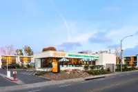 Rambler Motel Hotels near Chula Vista Bayside Park