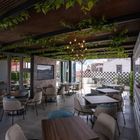 Milo Collection Hotel