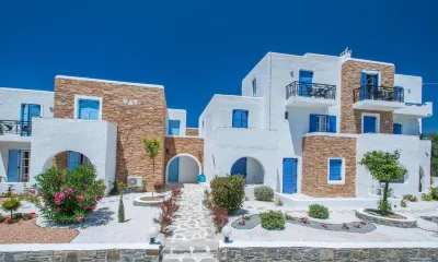 Naxos Holidays Hôtels à : 