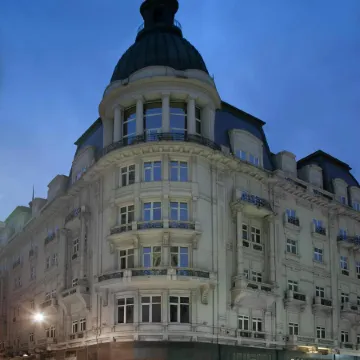 Savoy Hotel Отели рядом с достопримечательностью «Дворец Бароло»