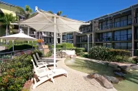 The Beach Retreat Coolum Hotels in Coolum Beach
