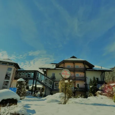 Hotel Flattacher Hof Отели в г. Гемайнде Флаттах