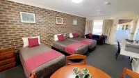 Top of the Town Motel Hotels in Inverell