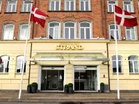 Copenhagen Strand Hotels near Amalienborg Palace