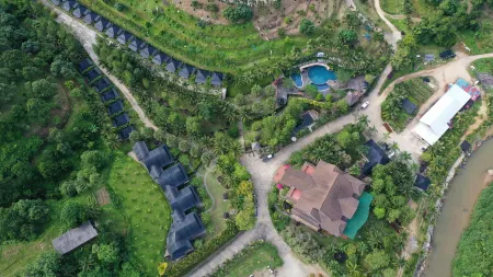 The Waterway Villa Отели рядом с достопримечательностью «HillTop Bentong Campsite»
