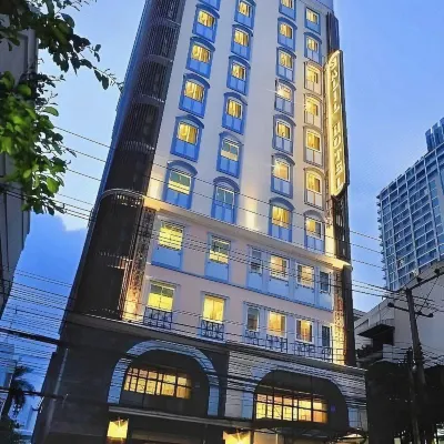 La Petite Salil Sukhumvit 11 Các khách sạn gần Bến tàu Witthayu