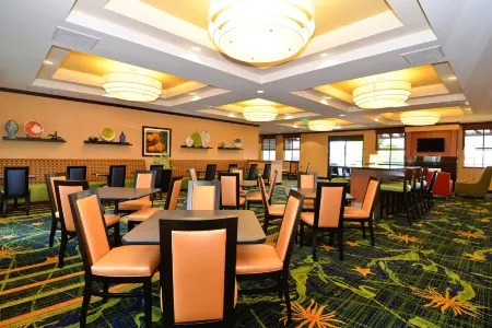 Fairfield Inn & Suites Santa Cruz - Capitola