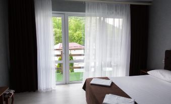 Green House Guest House