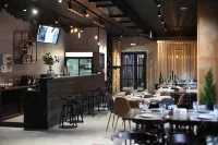 Tkachi Hotel Hotels in Borovichi