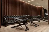 Acron Hotel Veliky Novgorod, a Member of Radisson Individuals - parking