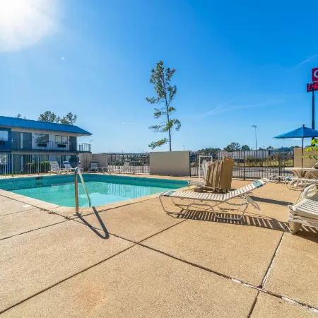 Xpress Inn & Extended Stays