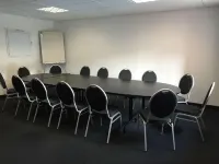舒適馬爾韋若爾英式飯店