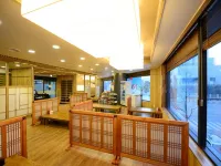 Dunsan Graytone Hotel Отели рядом с достопримечательностью «Наукоград Daedeok»