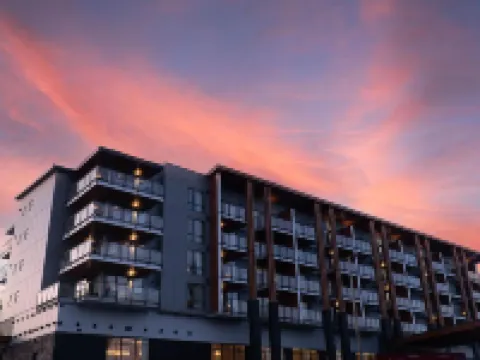 Naturally Pacific Resort Hotels in Campbell River