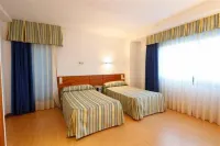 Colón Tuy Hotels in 