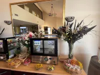 Turners Vineyard Motel - breakfast