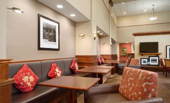 Hampton Inn & Suites Williamsburg-Central