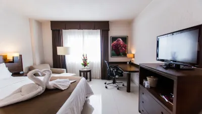 Holiday Inn Express Tuxtla Gutierrez la Marimba Hotels near Plaza de la Tecnologia