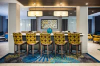 Holiday Inn Express & Suites Litchfield West