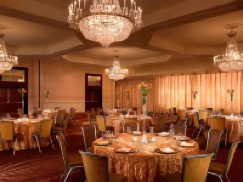 เชอราตัน แอลบูเคอร์คี อัปทาวน์ โรงแรมในแอลบูเคอร์คี