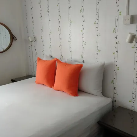 Hello Guest House Bukittinggi Отели в г. Букиттинги