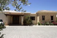 Amera Luxury Villas - 4-Star