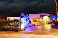 Yosemite Motel Hotels in Taichung