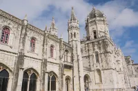 Famous Crows Lisbon Suites Hotels in Belem
