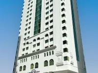 Howard Johnson by Wyndham Abu Dhabi Hotels near Gold Souk